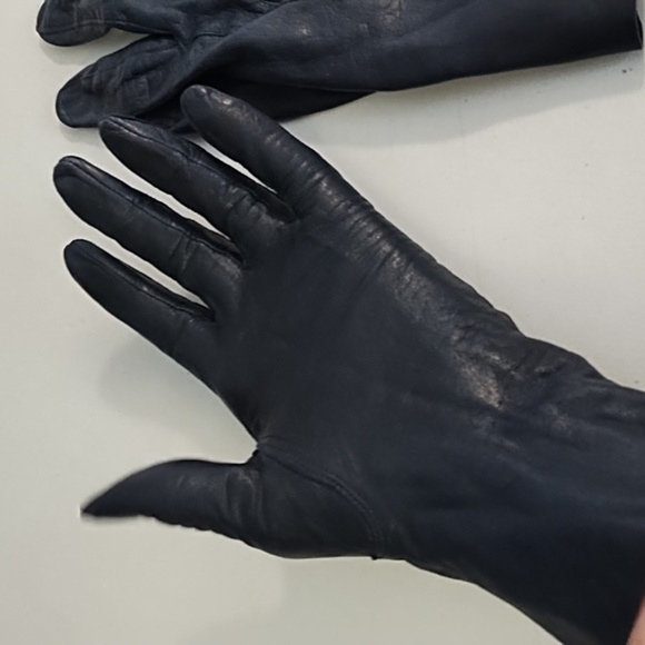 Genuine Soft Supple Thin Leather Driving Gloves Top Detail Dark Nay Blue - Picture 2 of 11